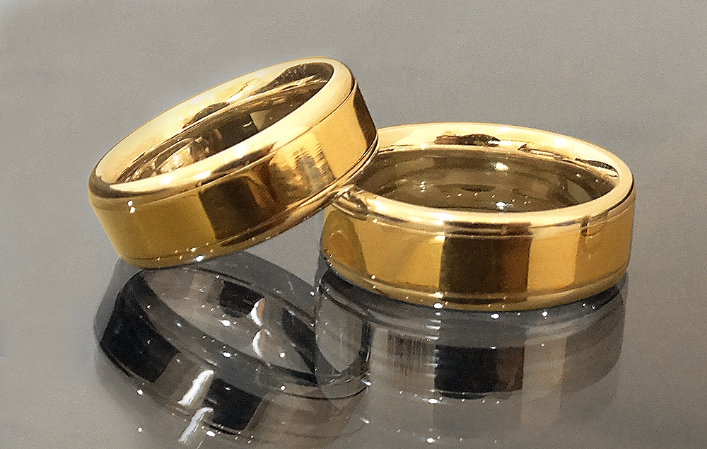 Anillo de matrimonio combinado oro