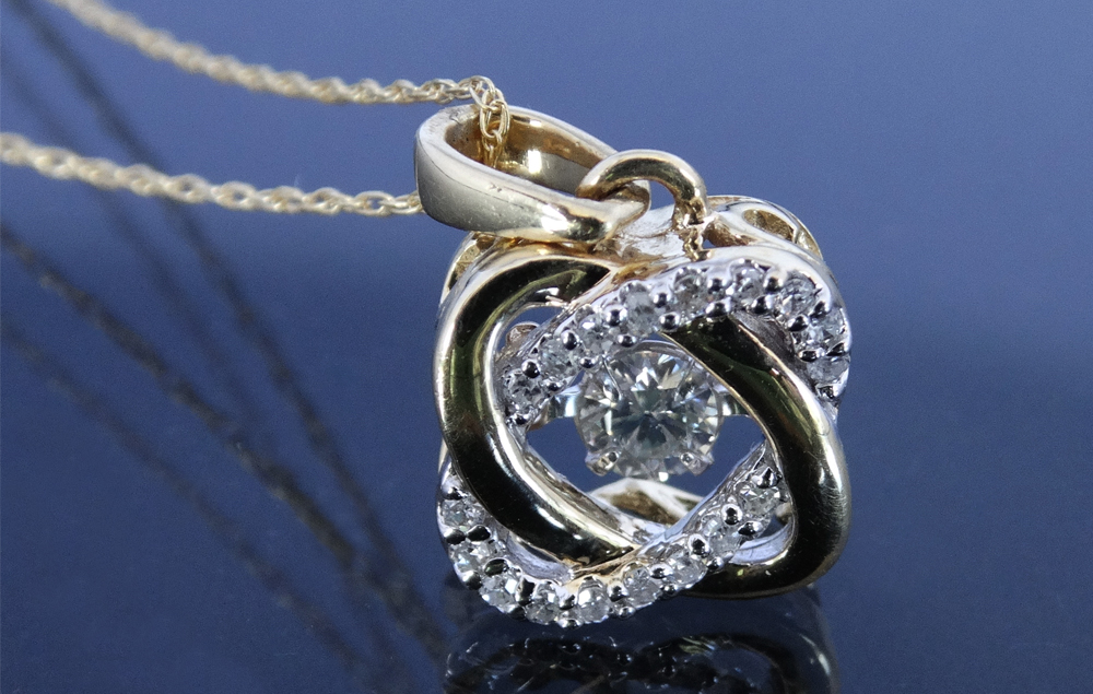 Cadena de oro amarillo