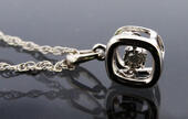  Cadena de oro blanco 